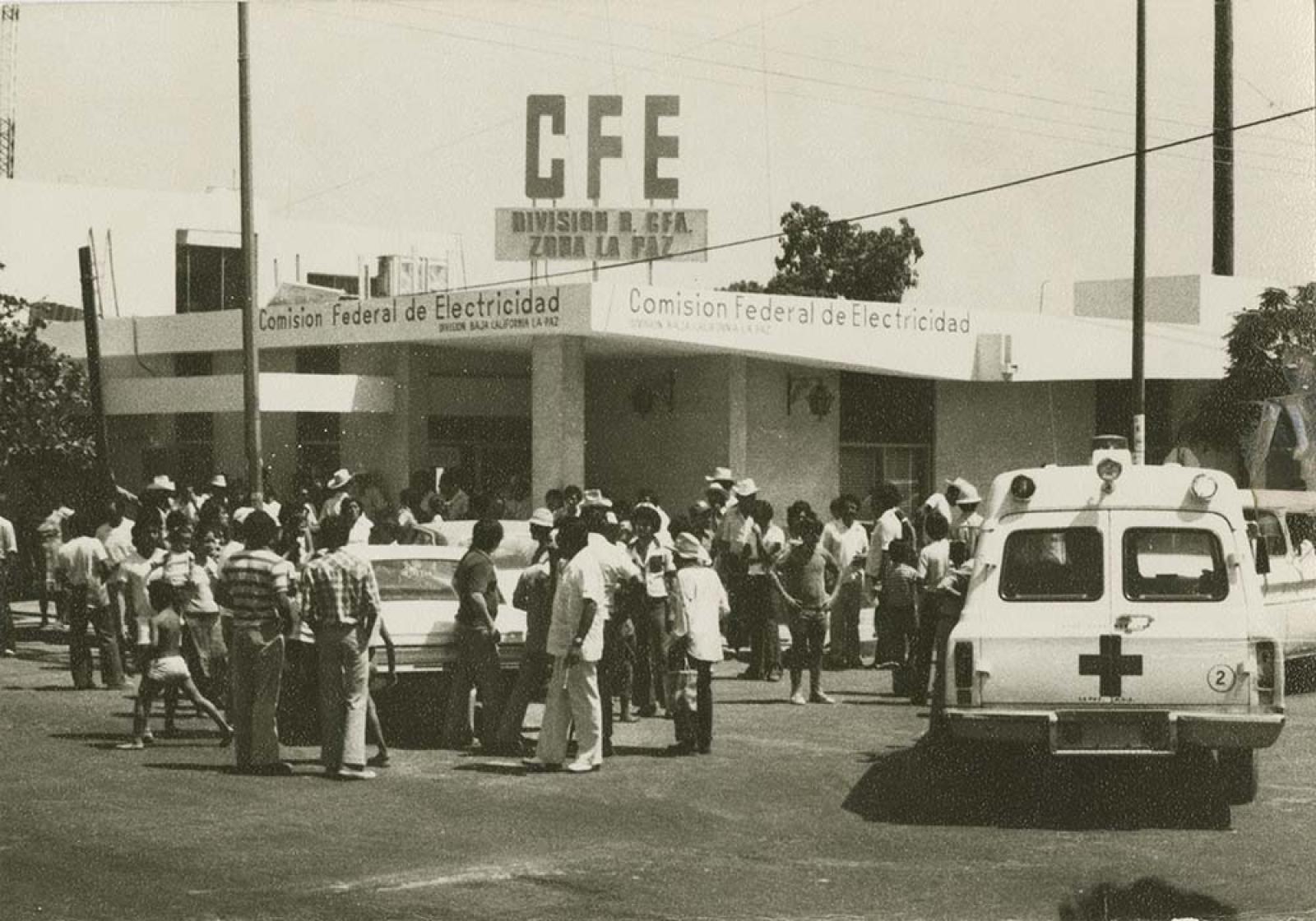 Accidente frente a la Comisión Federal de Electricidad.