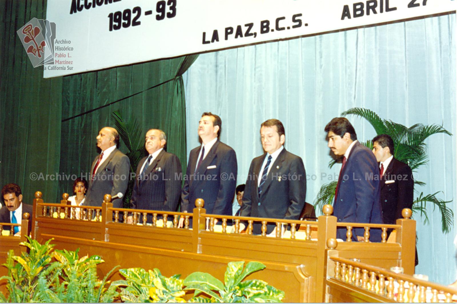 Adan Ruffo Velarde en ceremonia de toma de protesta como presidente municipal de La Paz, Baja California Sur.