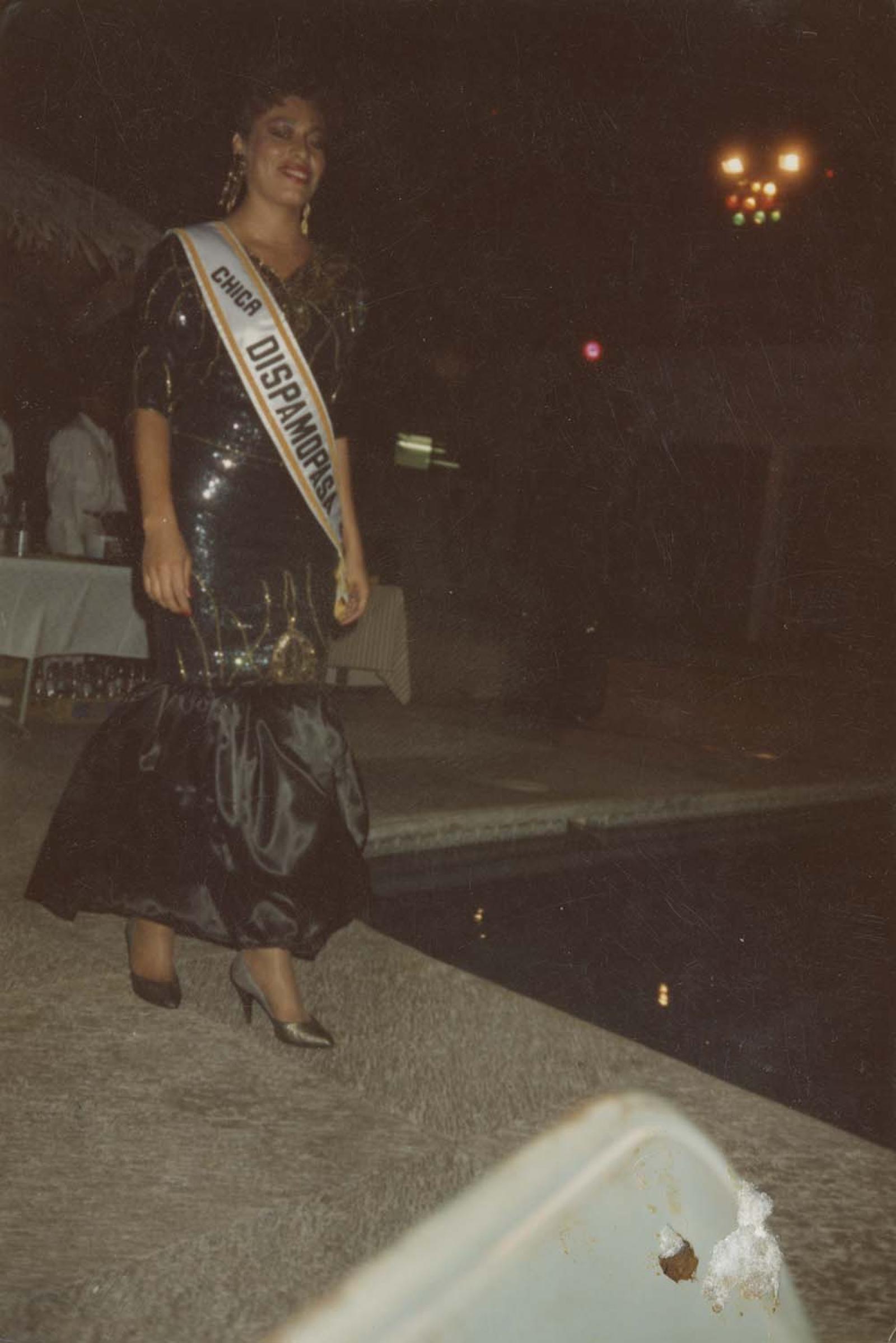 “Adriana, una de las bellezas de Santiago”.