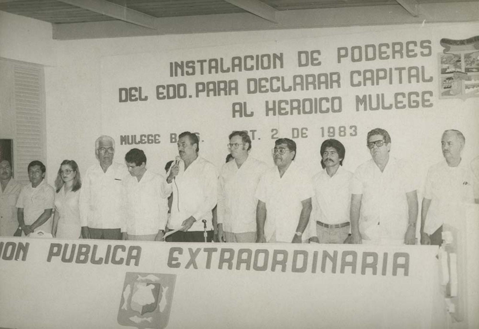 Alberto Andrés Alvarado Arámburo, preside ceremonia para declarar capital al Heroico Mulegé.