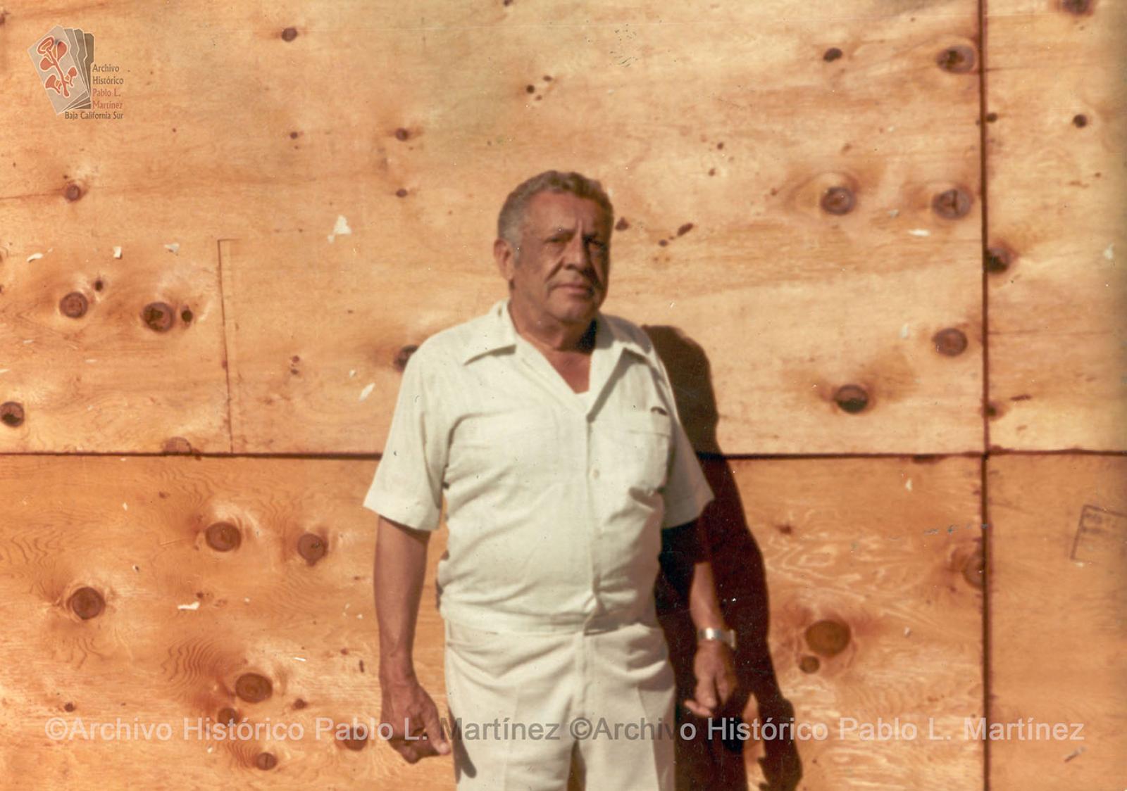 Alejandro D. Martínez.