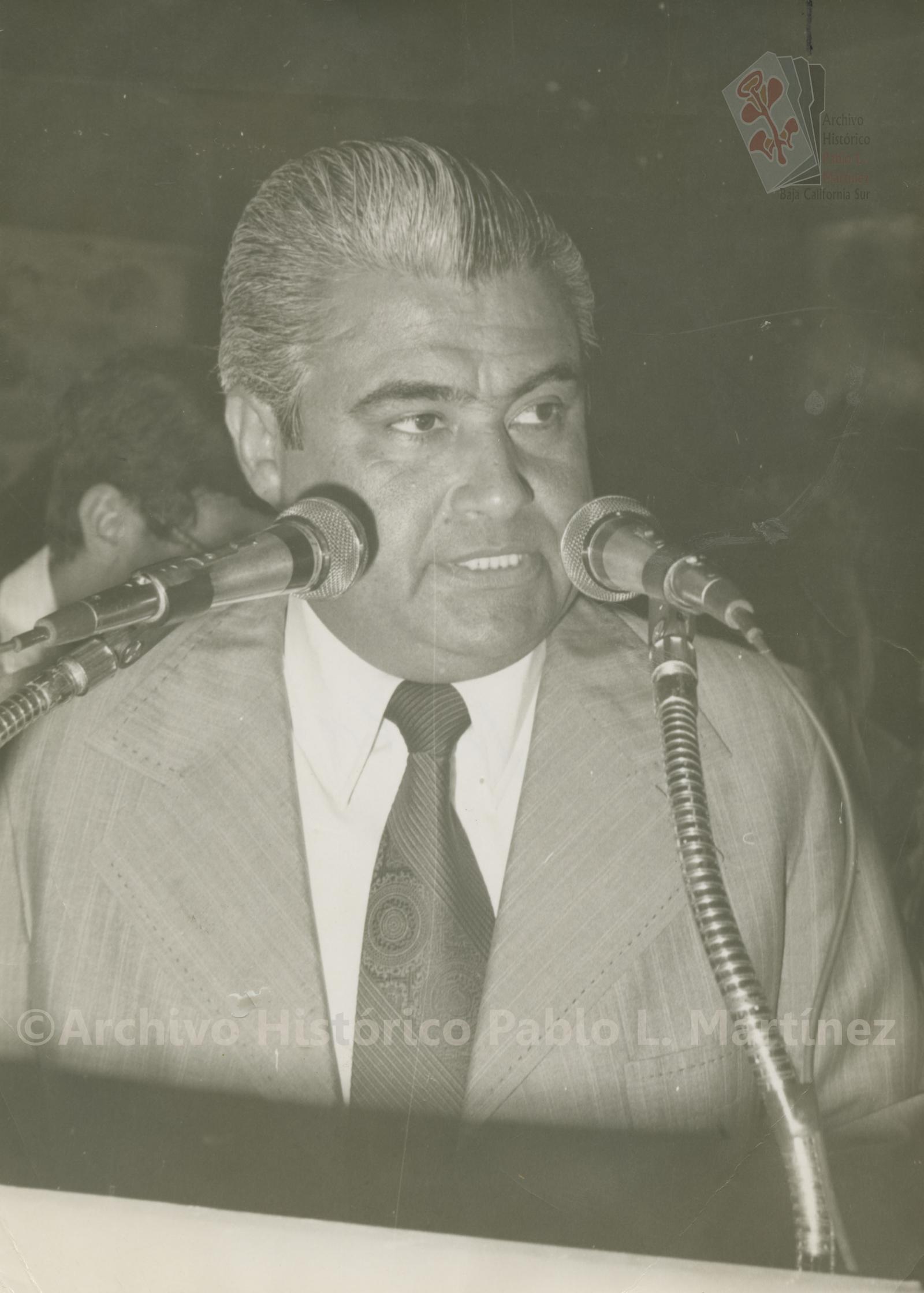 Alfonso González Ojeda, presenta discurso público.