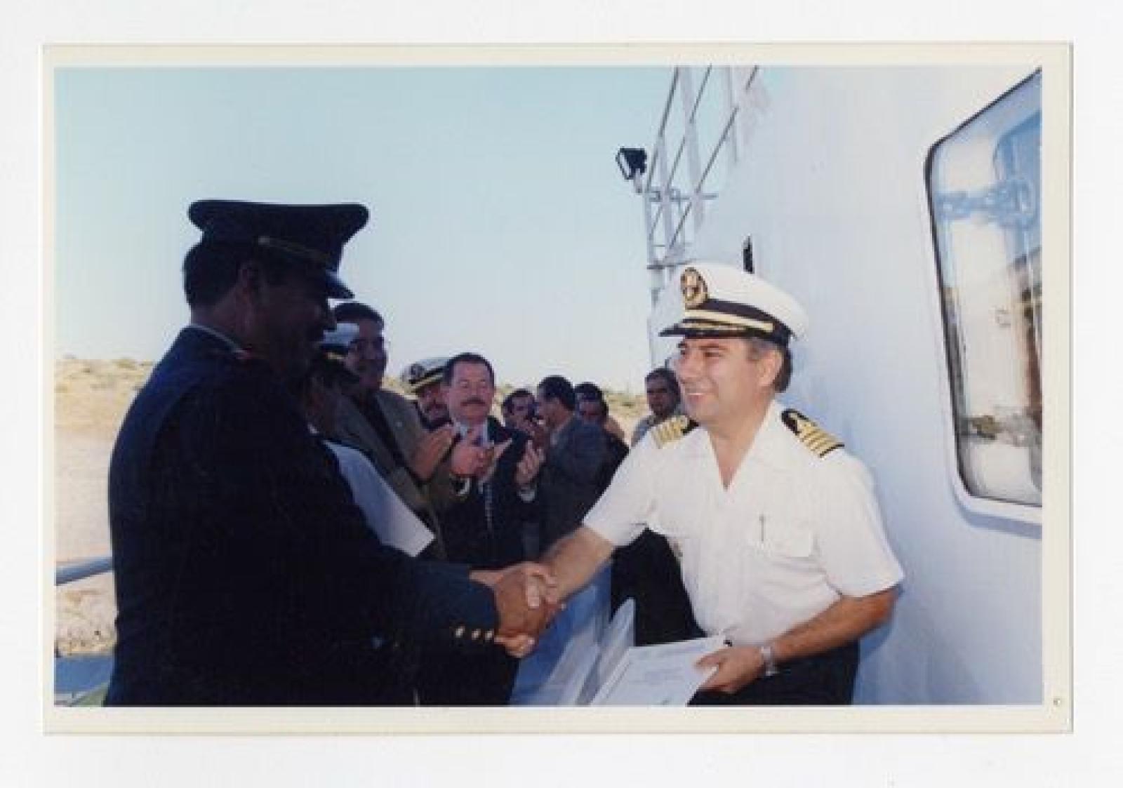 Alfredo Porras Domínguez y acompañantes en evento oficial.