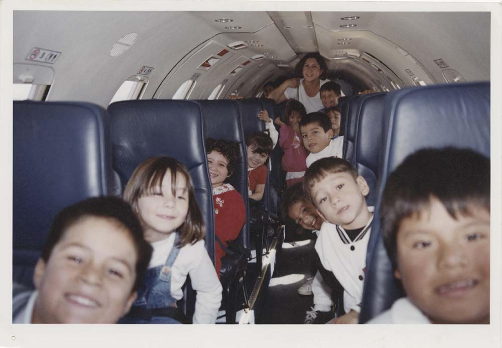 “Alumnos” a bordo de avión.