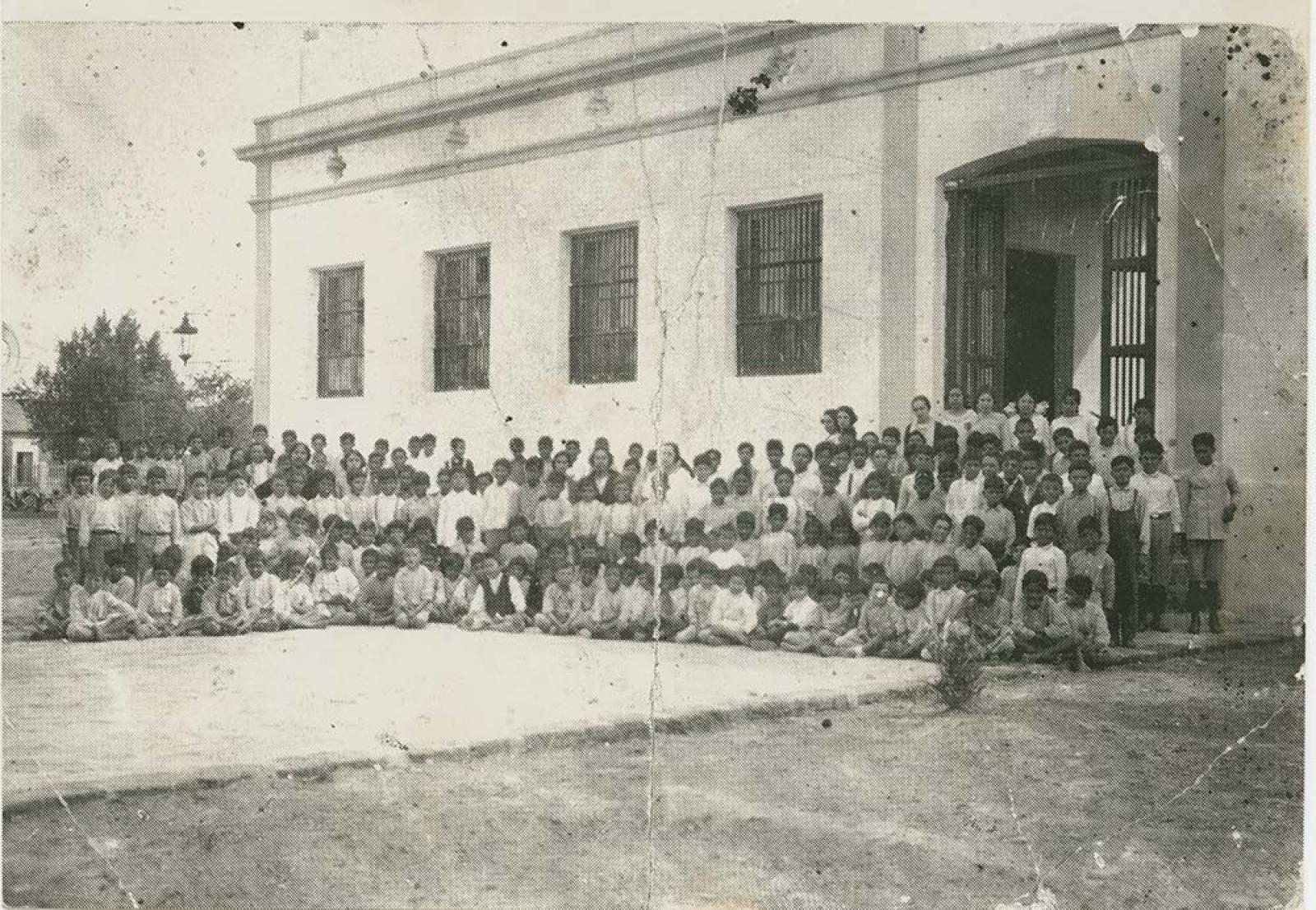 Alumnos de la escuela Ignacio Allende.