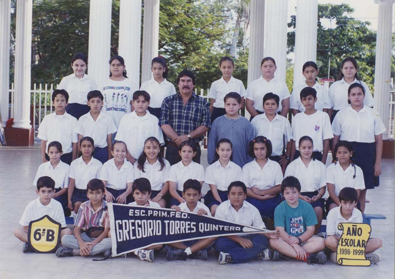 Alumnos de la Primaria Gregorio Torres Quintero.