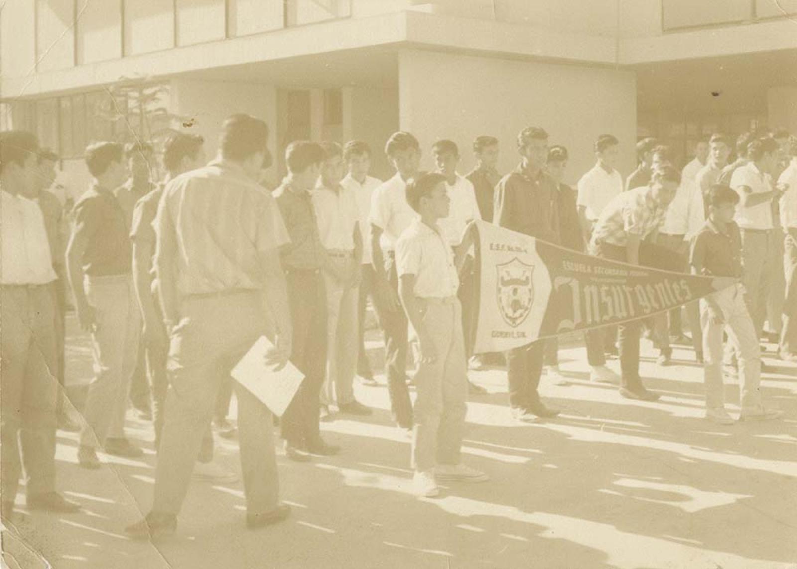 Alumnos de secundaria.