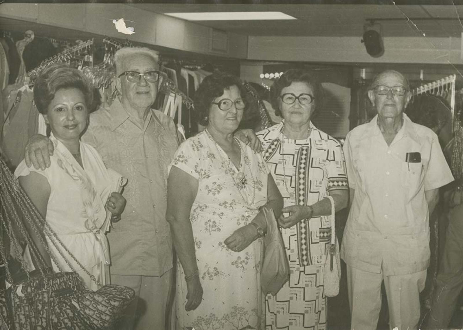 Amelia Álvarez de Polanco y acompañantes.