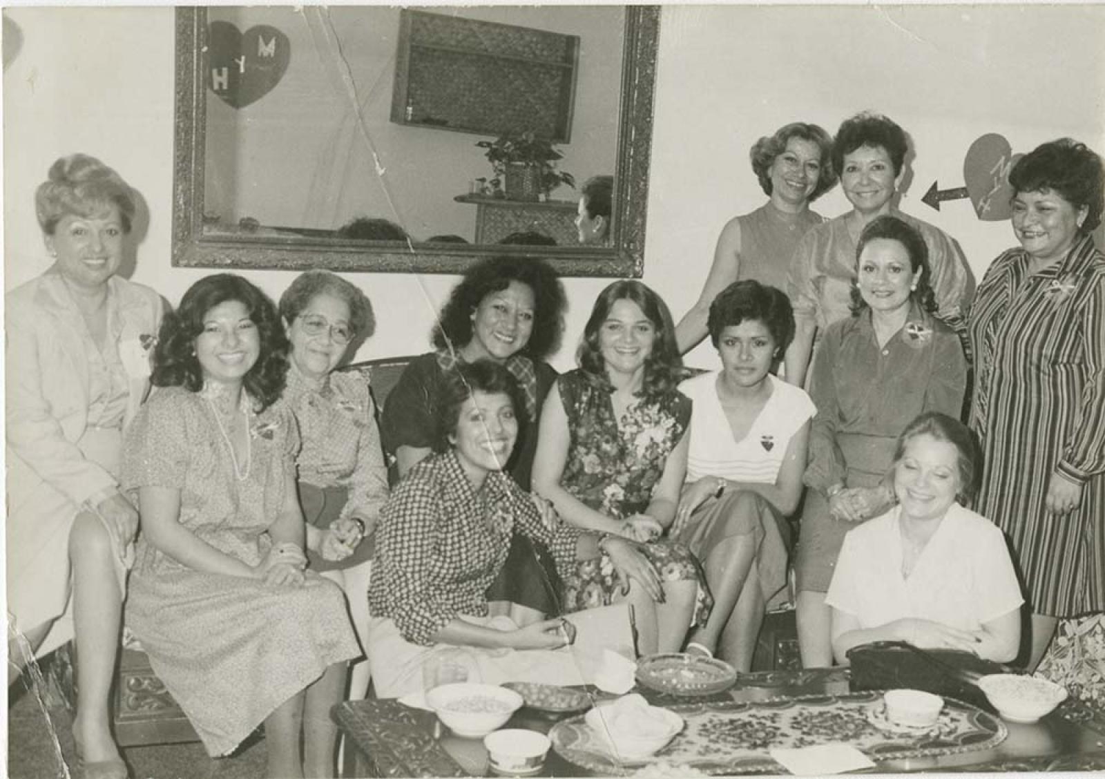 “Amigas”.