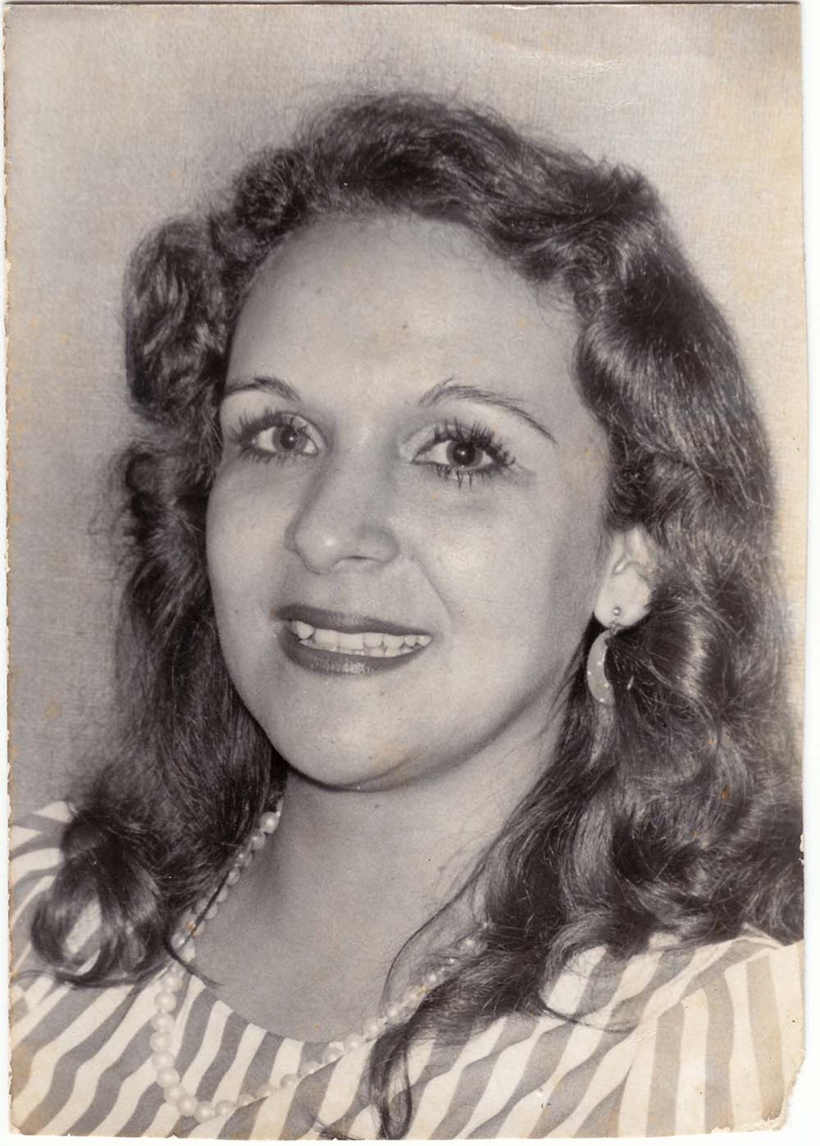 “Ana Leticia Garciglia”, retrato.