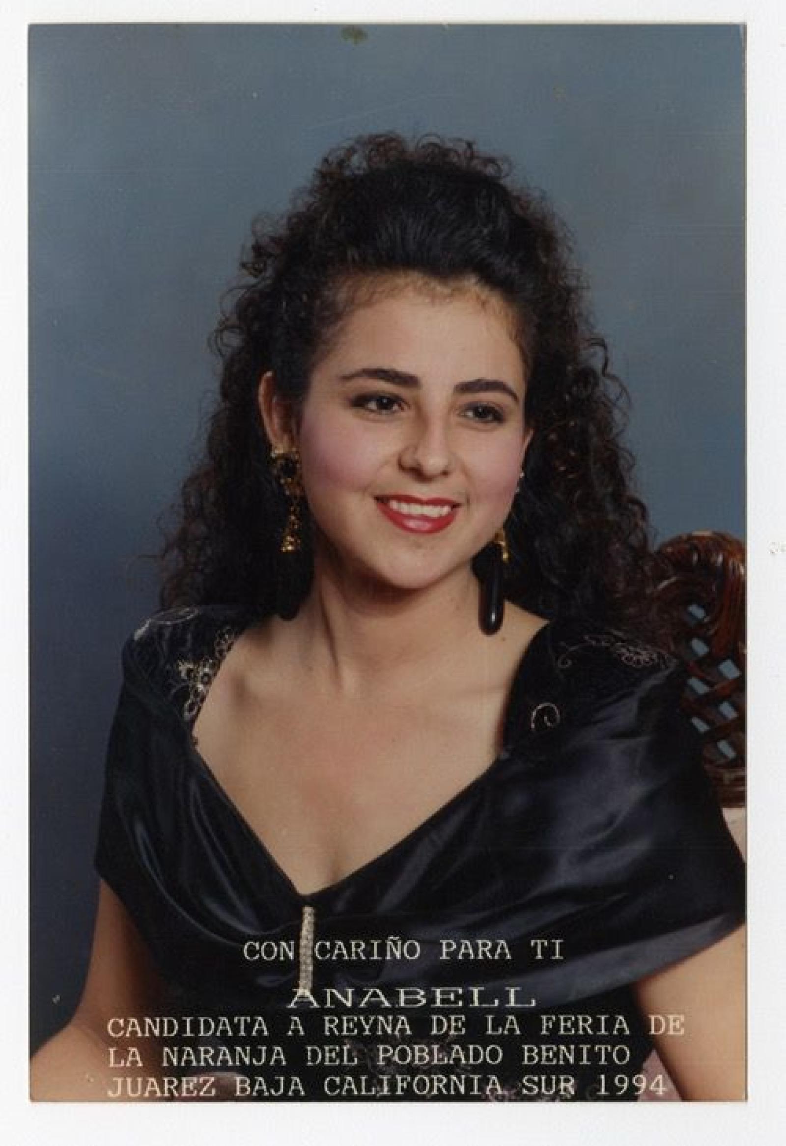 Anabell, candidata a reina de la feria de la naranja del poblado Benito Juárez, Baja California Sur.