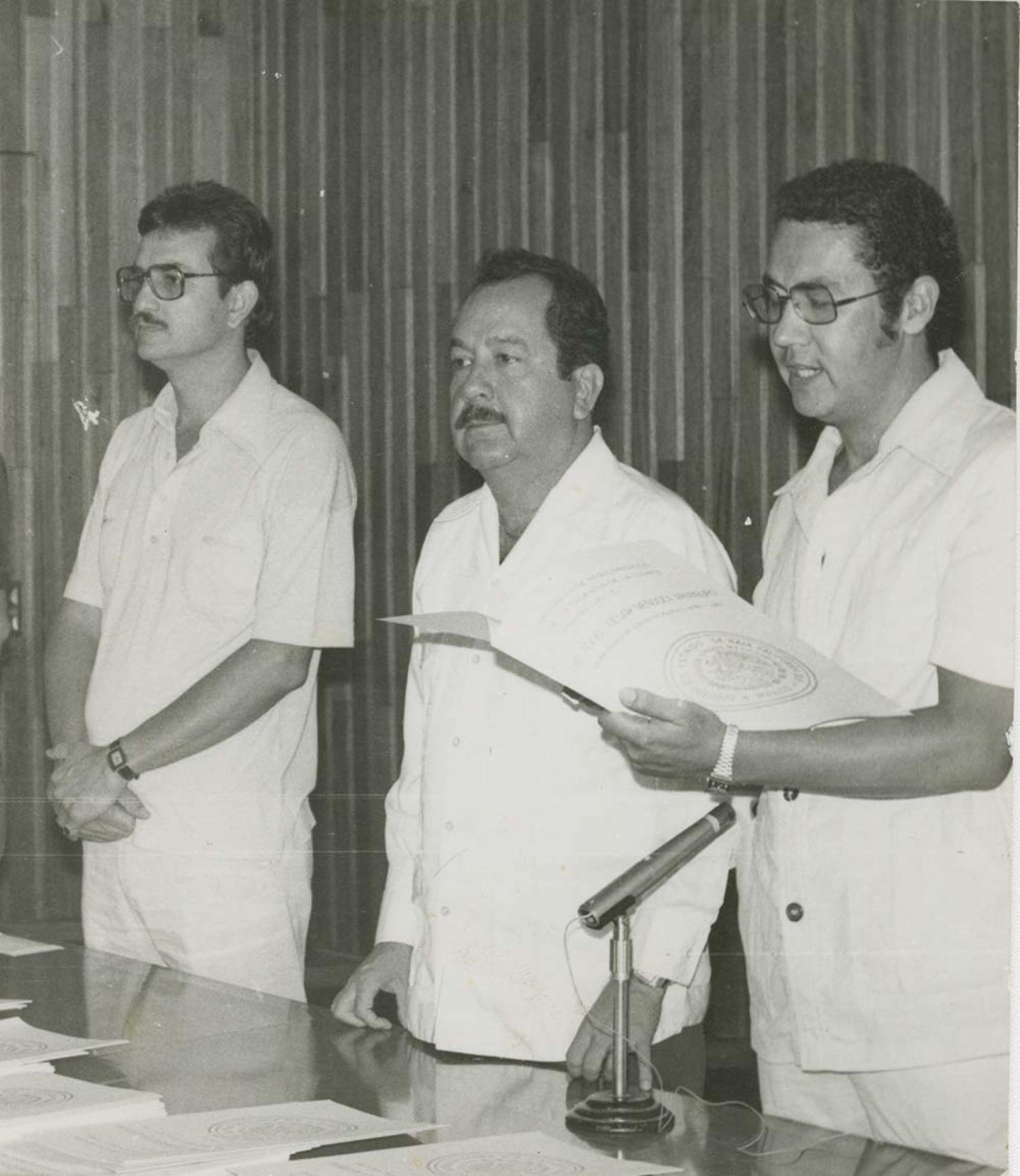 Ángel césar Mendoza y José Cota en acto público.