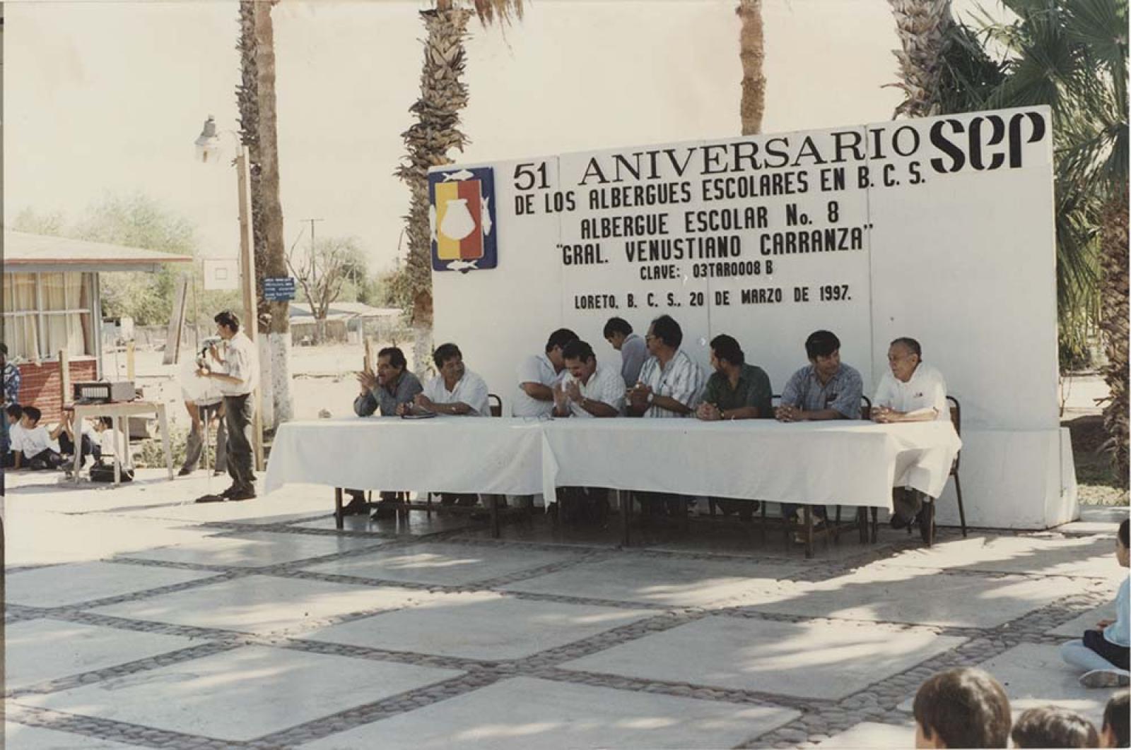 “Aniversario de los albergues escolares”.