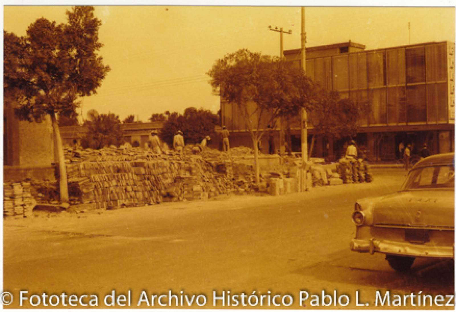 Antigua Casa de Gobierno en construcción.