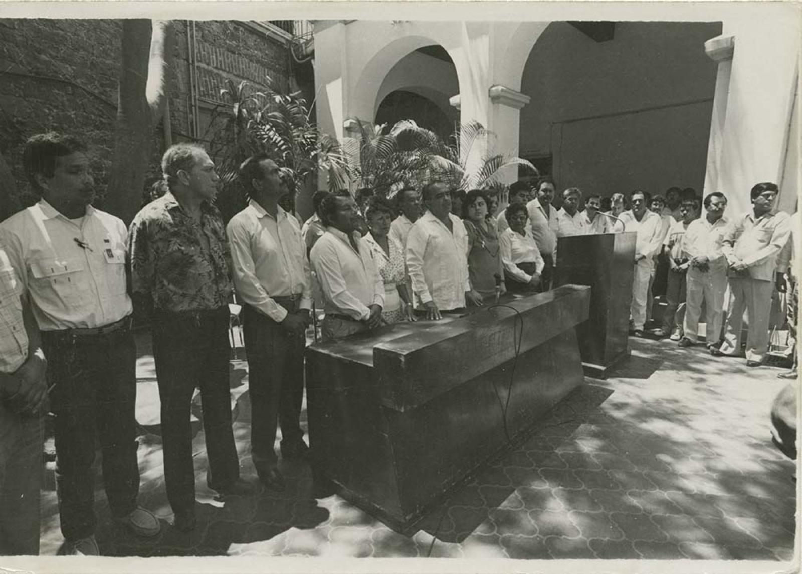 Antonio Wilson González en toma de protesta.