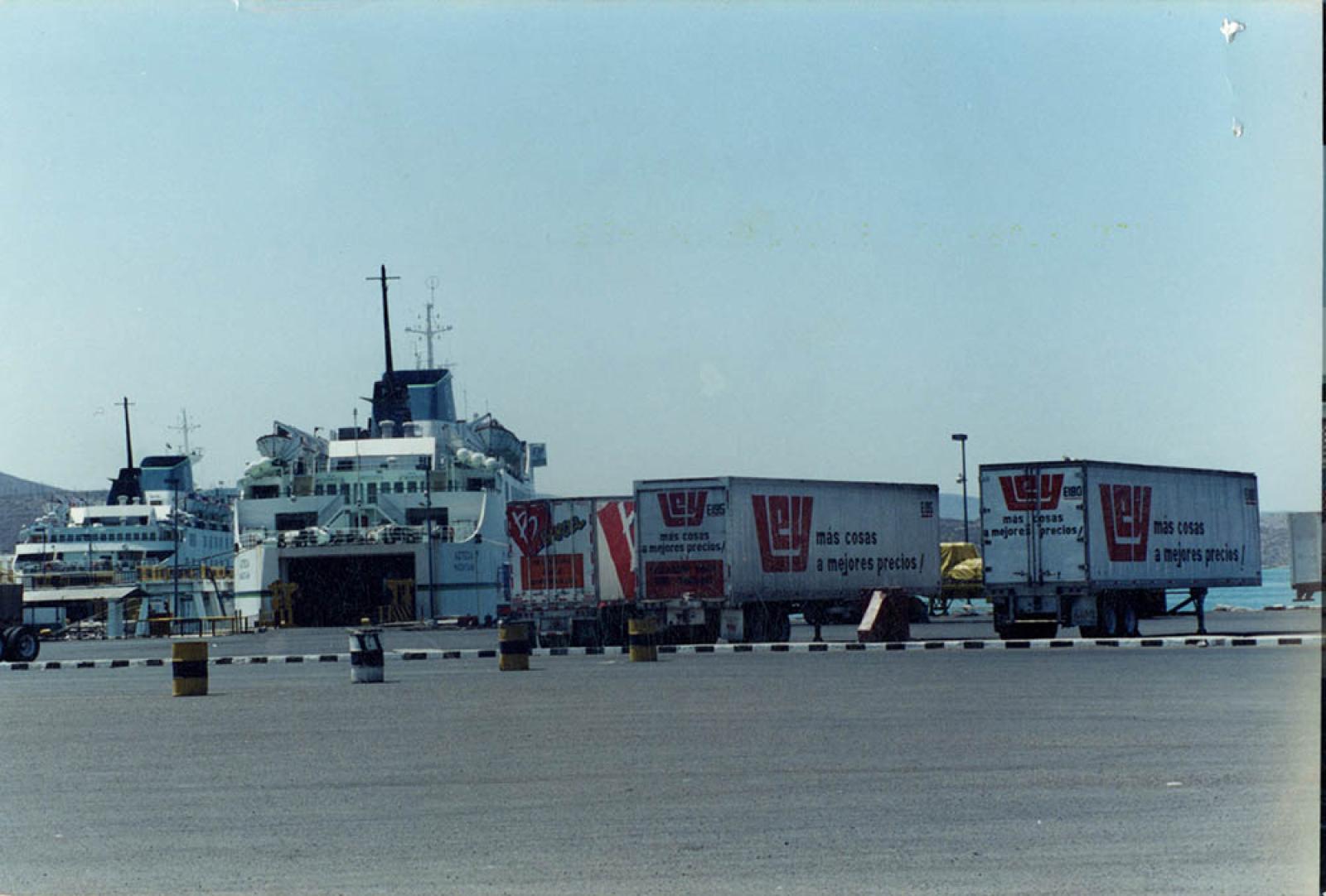 Área de embarque y desembarque de puerto Pichilingue.