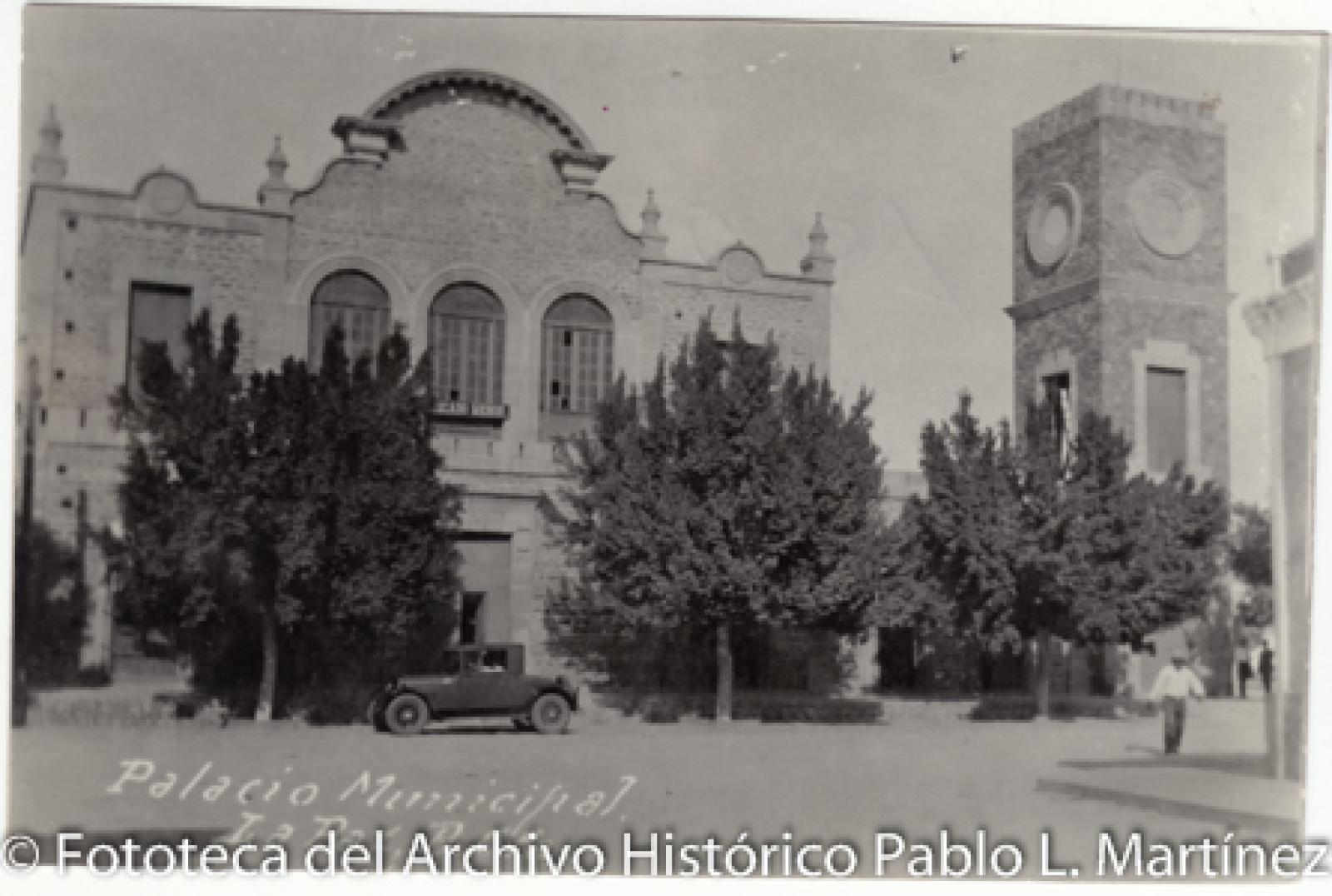Arquitectura del antiguo Palacio Municipal. La Paz, Baja California.