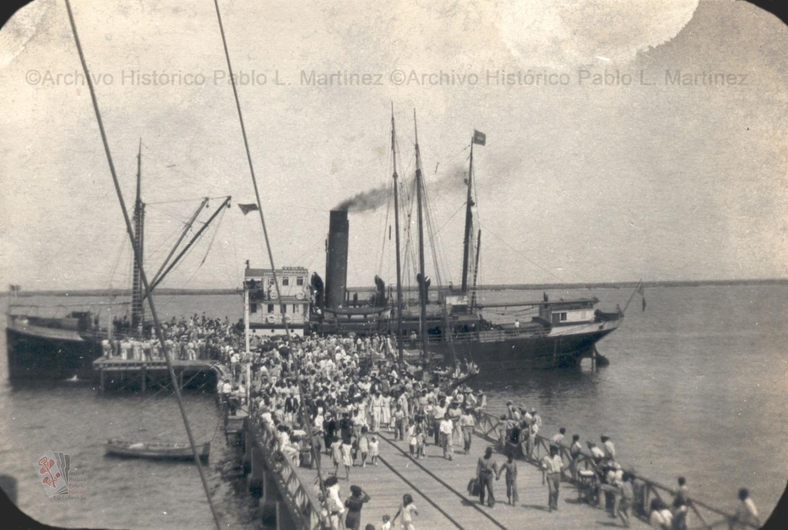Arribo del teniente coronel Rafael M. Pedrajo en el Muelle Fiscal. Gobernador del Territorio.