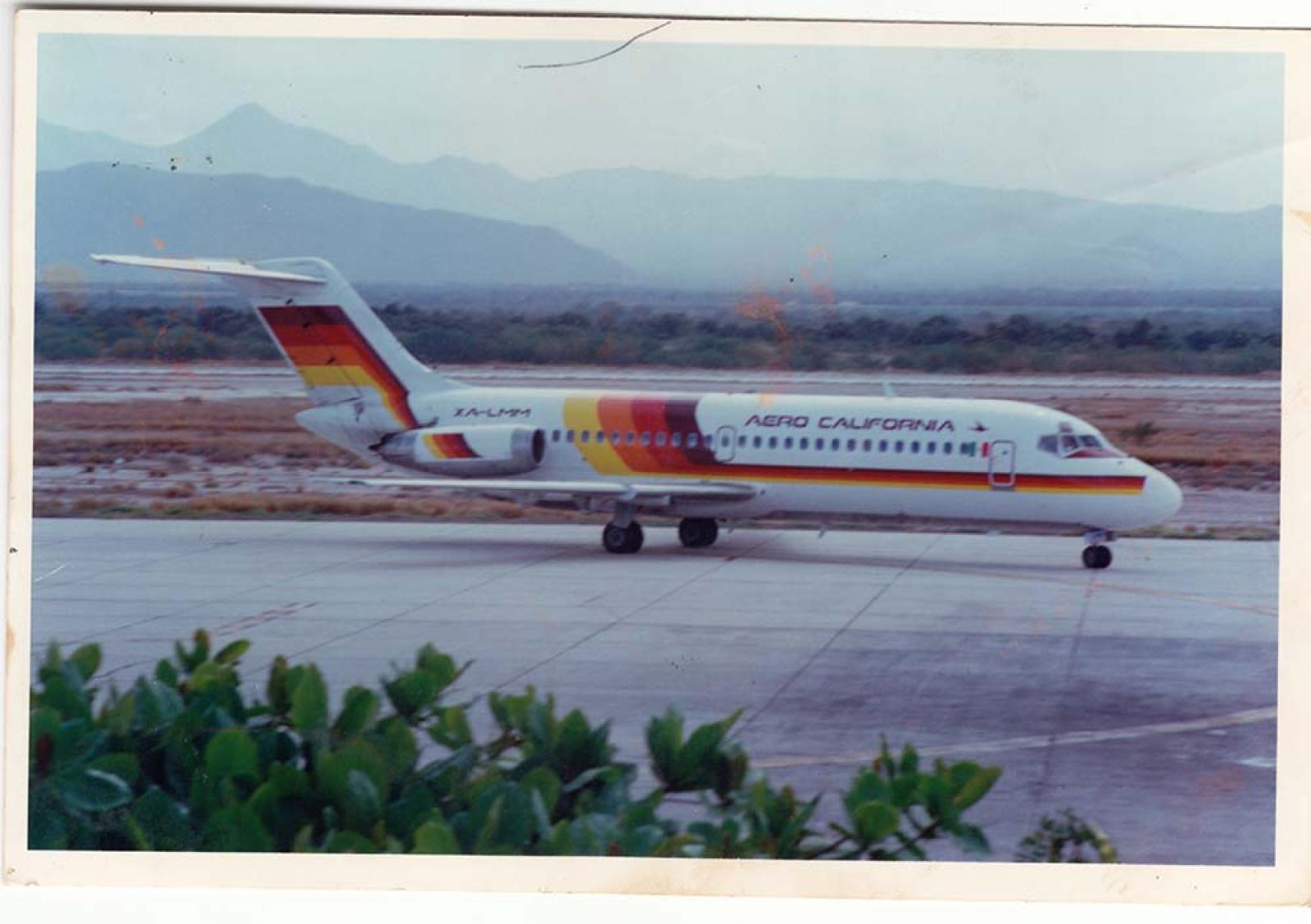 Avión de la empresa Aero California