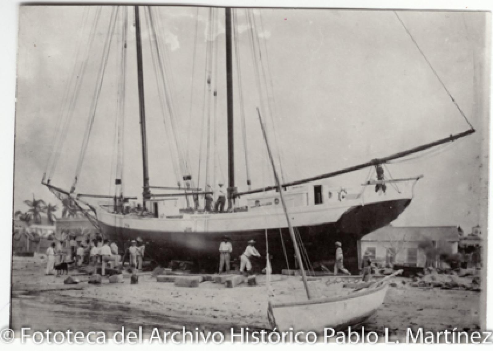 Barco a dique seco.