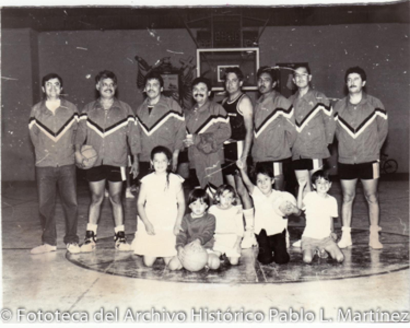 Basquetbolistas.