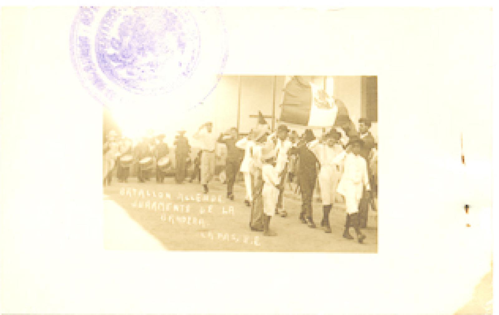 Batallón Allende, juramento a la bandera. Ejercicios de militarización.