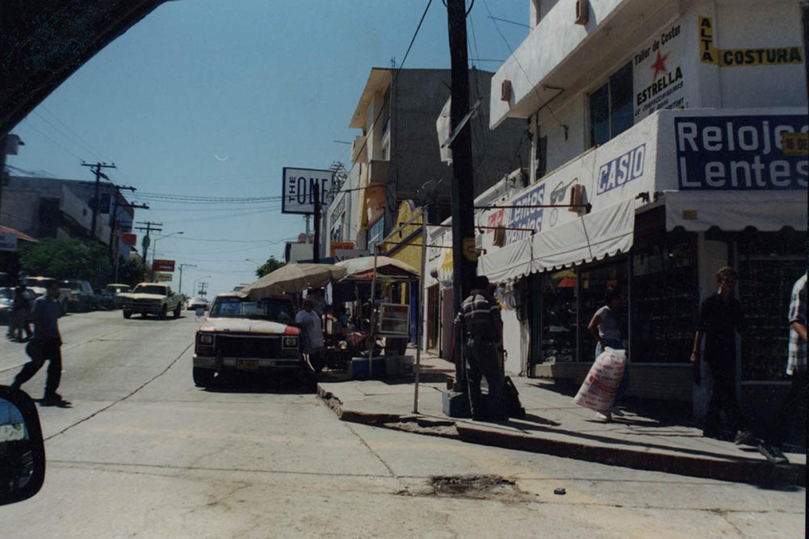 Calle Revolución de 1910, vista desde la 16 de Septiembre.