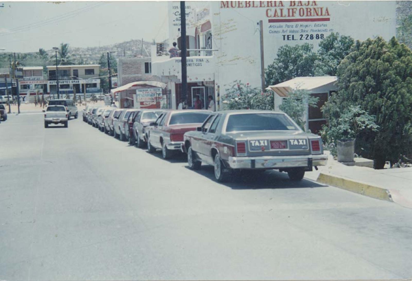 Calles y comercios en Los Cabos, Baja California Sur.