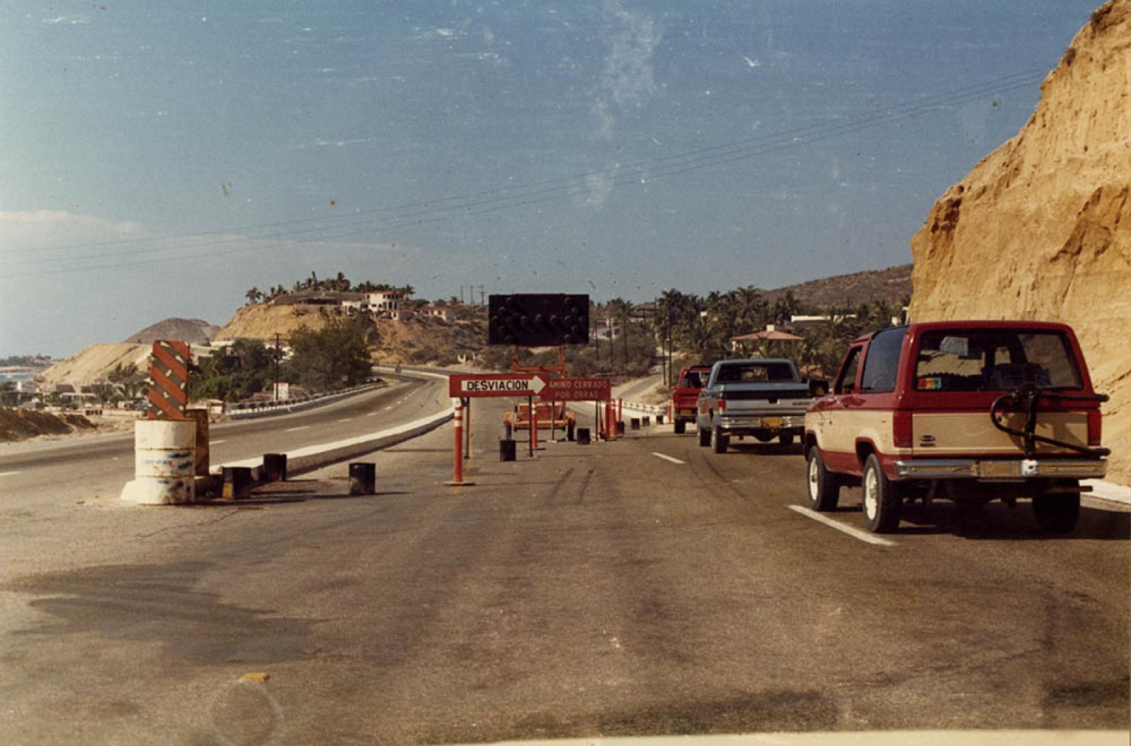 Camino cerrado por obras.