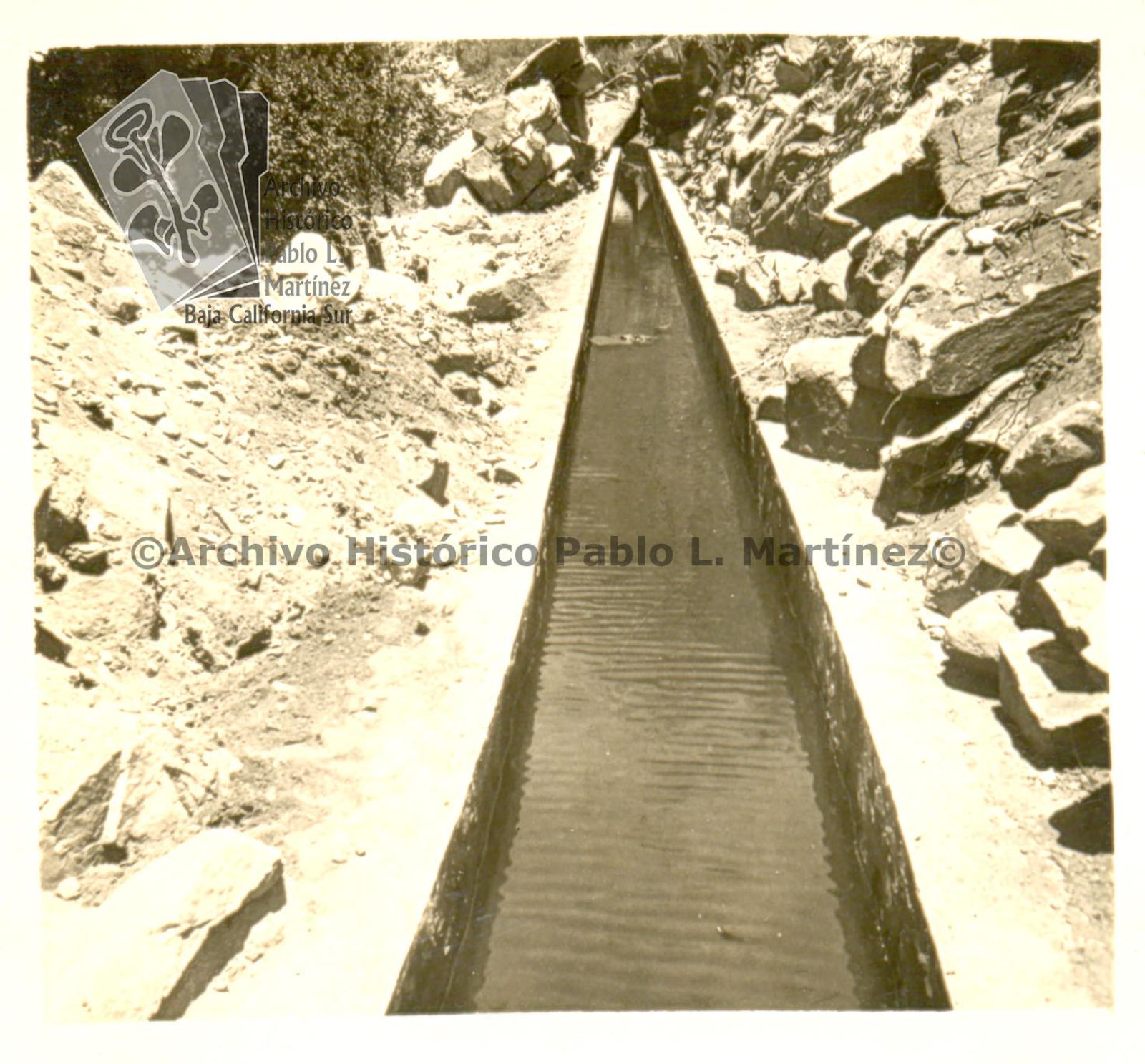 Canal de riego.