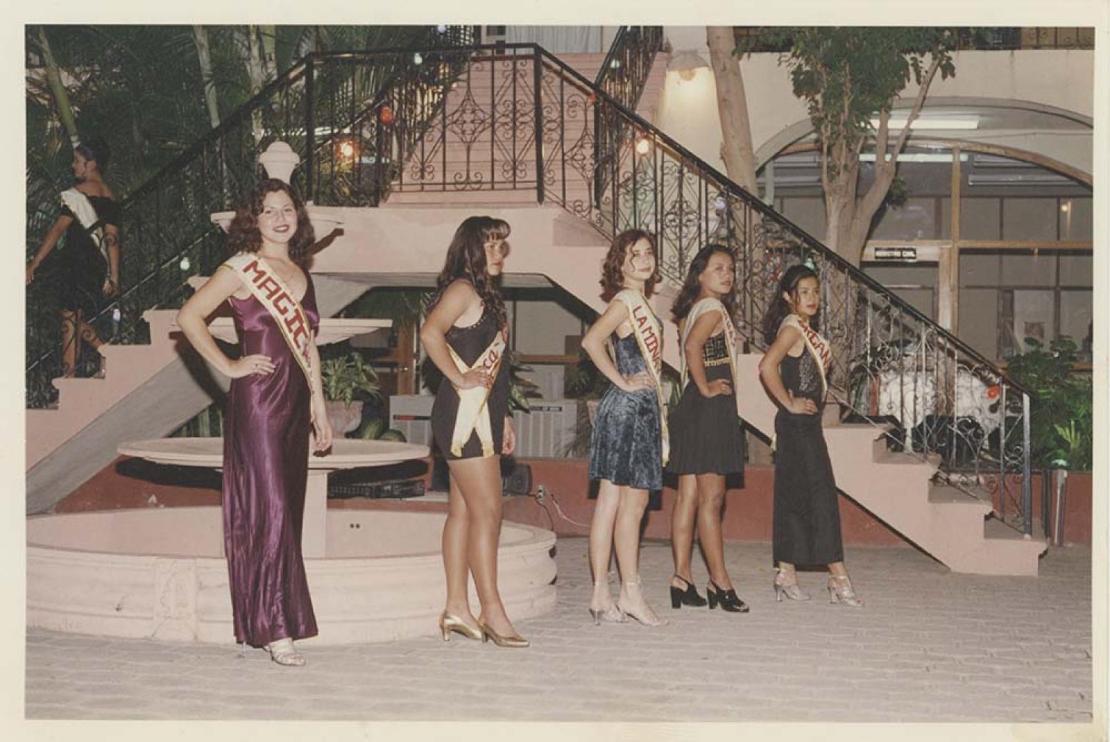 “Candidatas para reina de las fiestas tradicionales de San José ´97”.