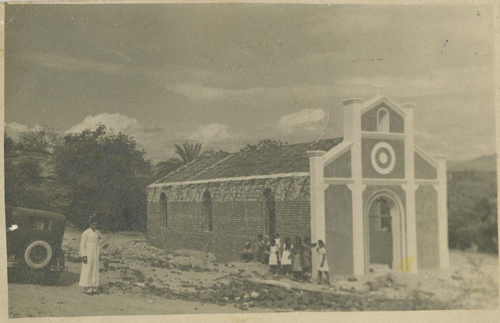 Capilla, Las Cuevas, B.C.