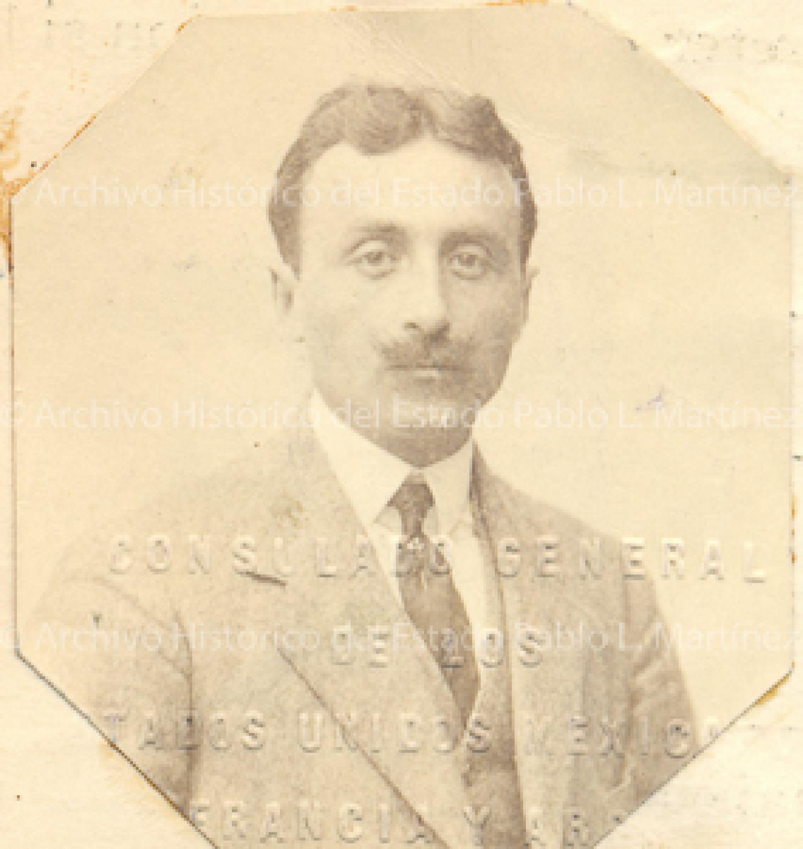 Carlos Luis Péres.