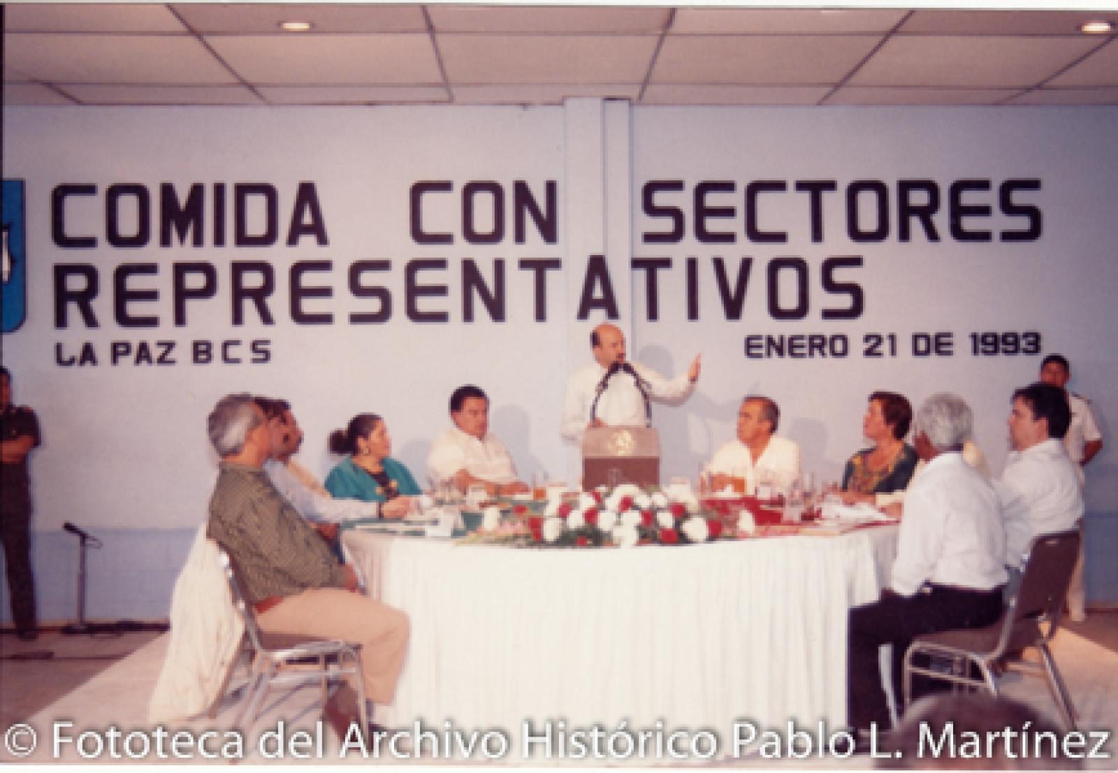 Carlos Salinas de Gortari, en comida.