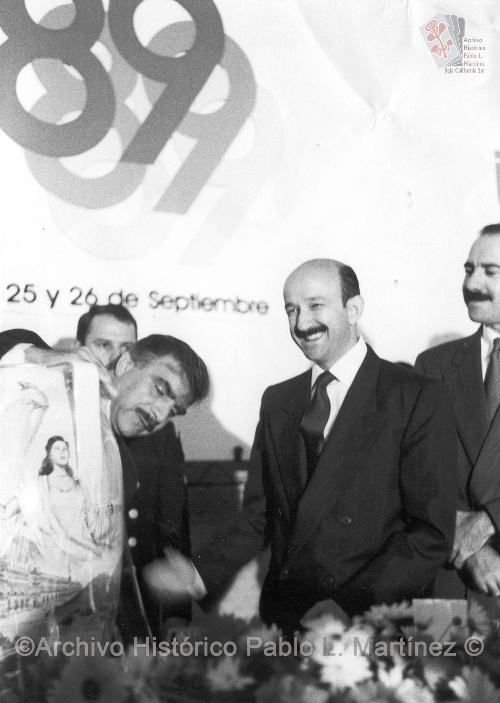 Carlos Salinas de Gortari en evento con personal de la Canacintra.