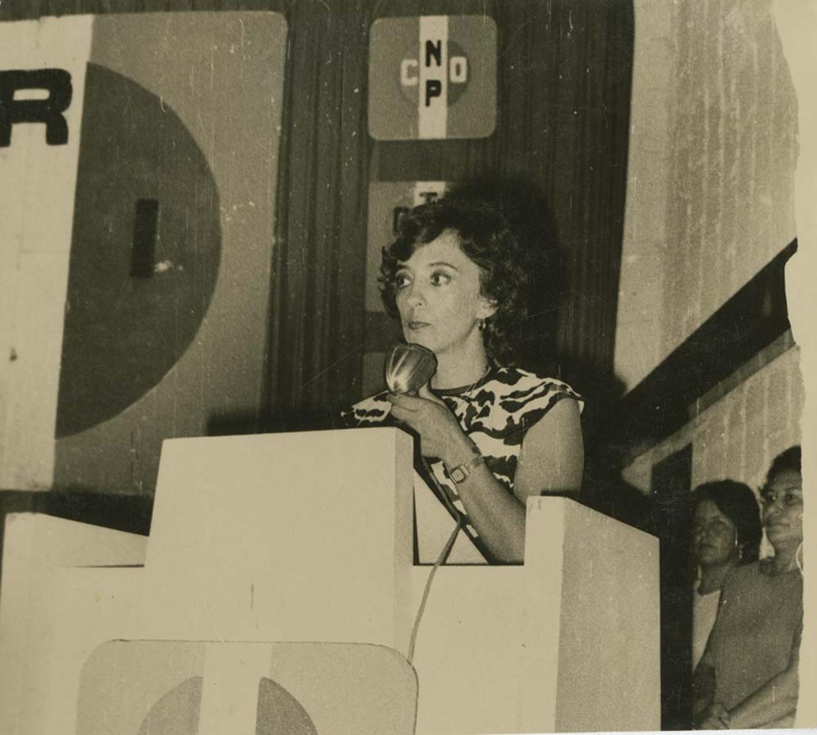 “Carmelita Liera”, en estrado.