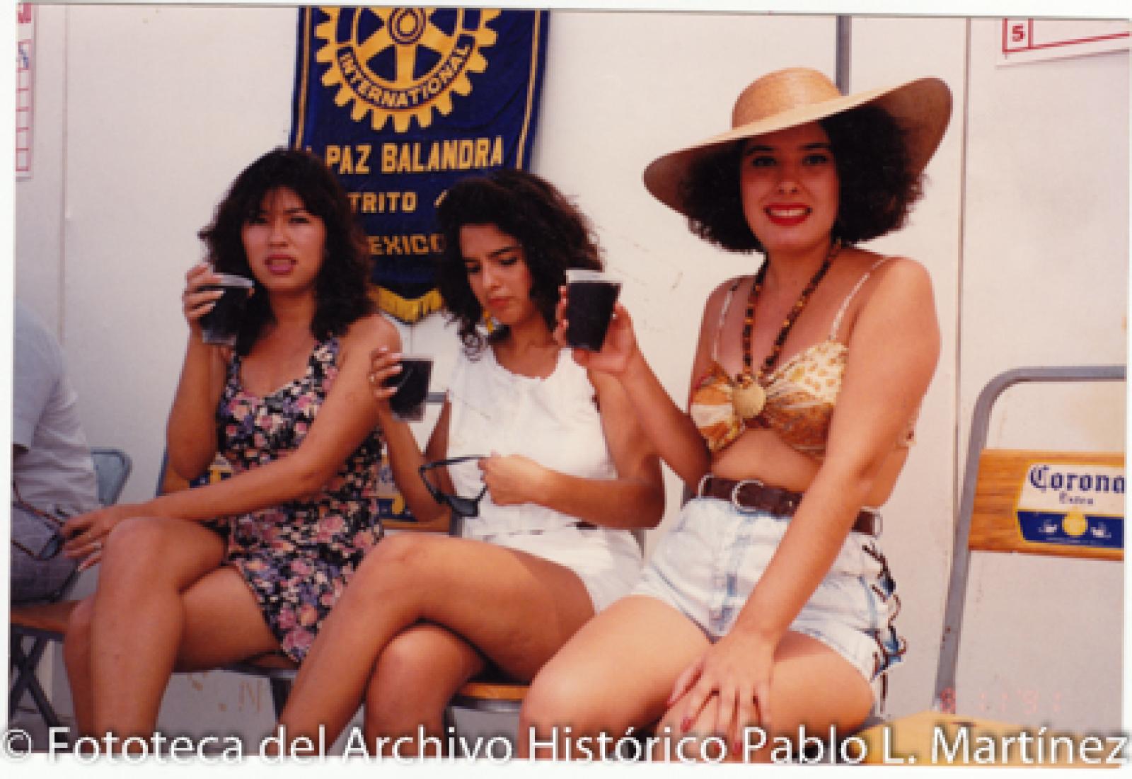 “Carmen, Maribel y Claudia”, retrato.