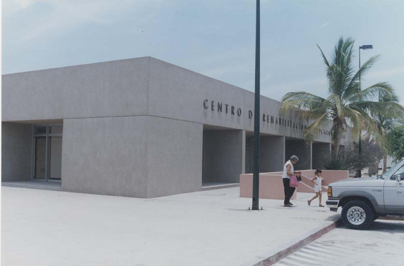 Centro de Rehabilitación y Educación Especial (C.R.E.E.).