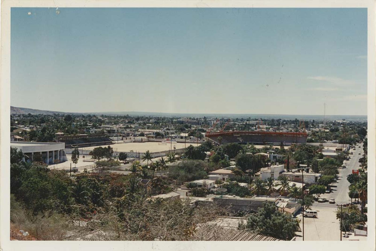 “Ciudad de La Paz”.