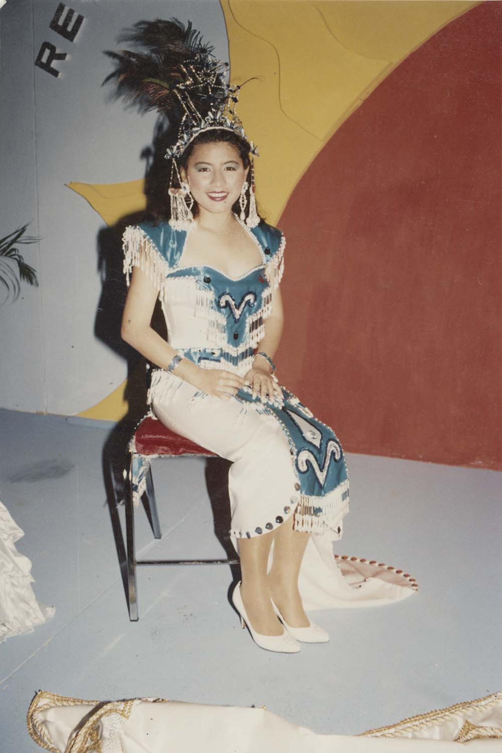“Claudia, Reina de los Juegos Florales, San José del Cabo ´98”