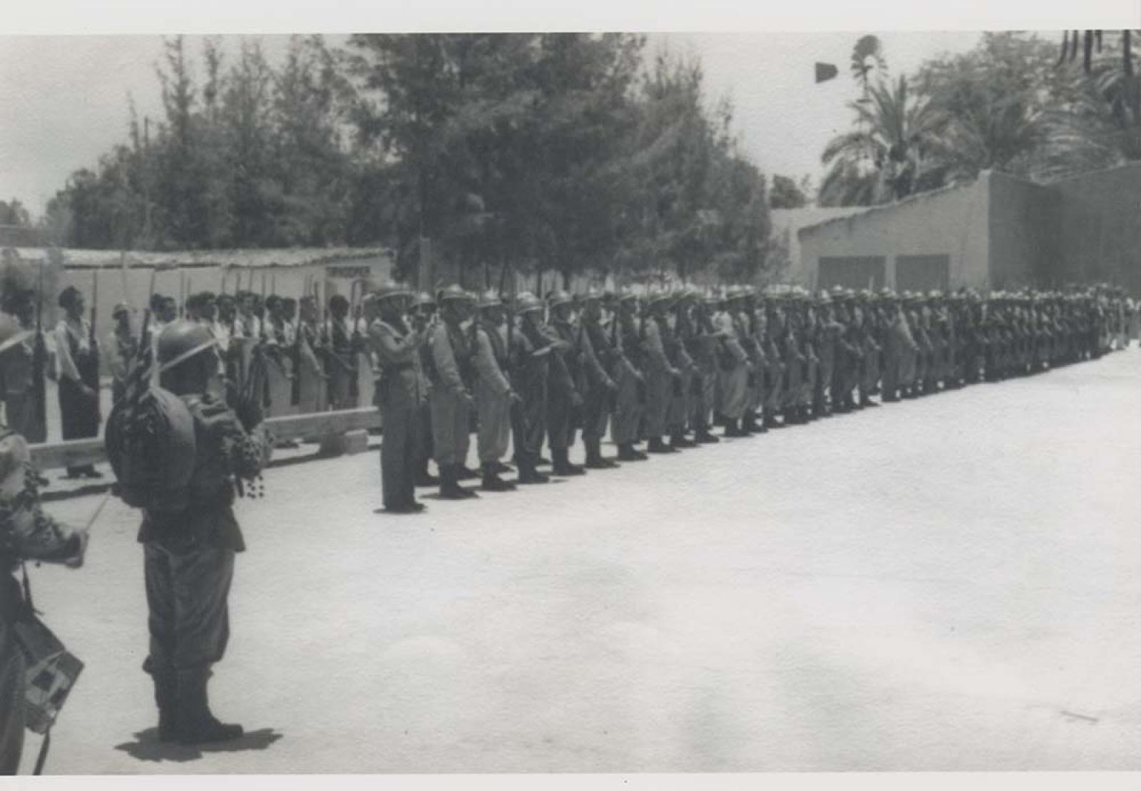 Columnas militares.