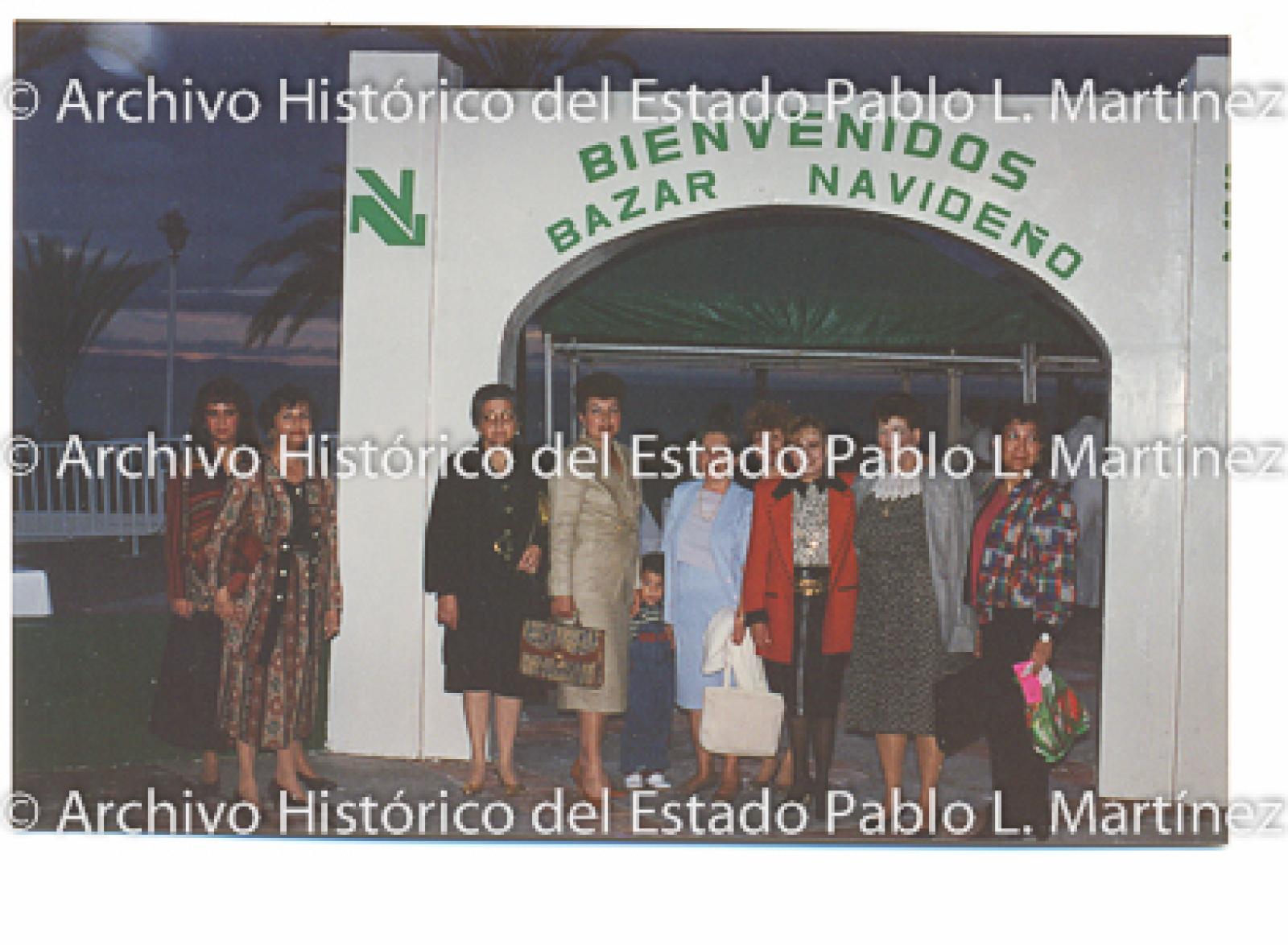 Concepción Casas de Mercado en bienvenida de bazar navideño.