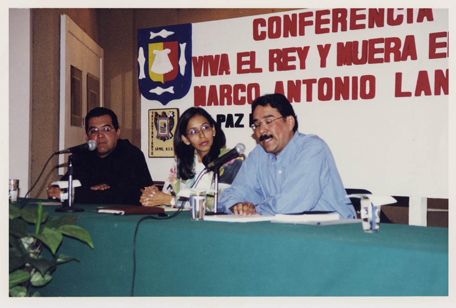 Conferencia Magistral, viva el rey y muera el mal gobierno.