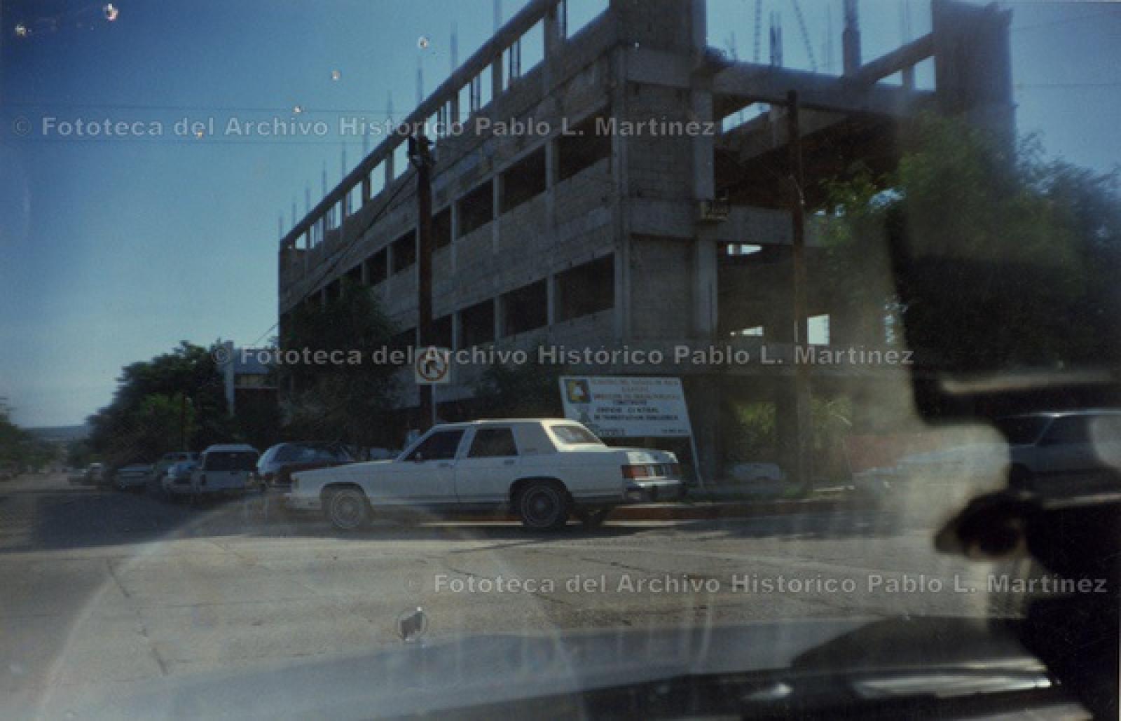 Construcción del edificio de Transfusión Sanguínea.