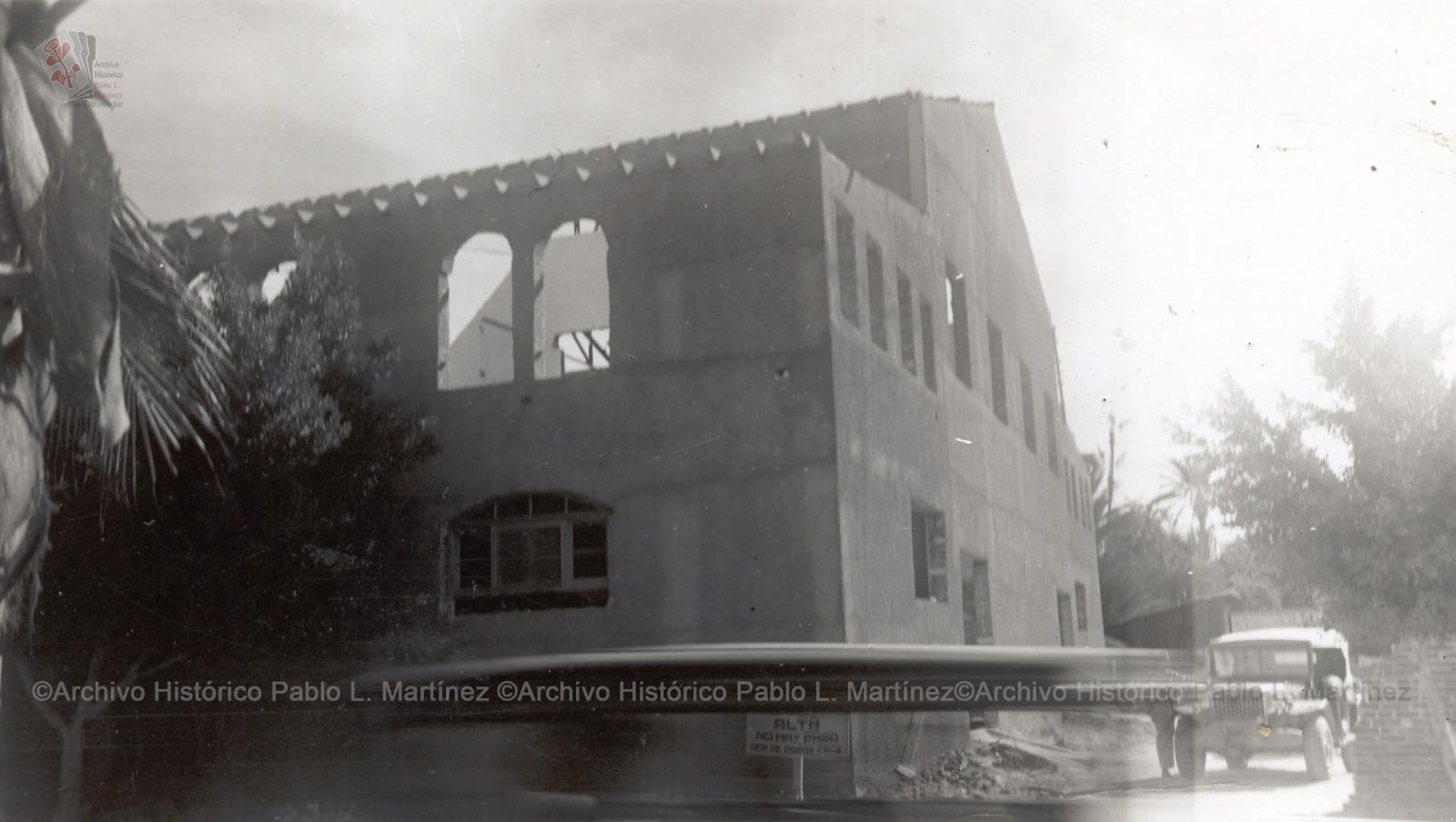 Construcción en el malecón.