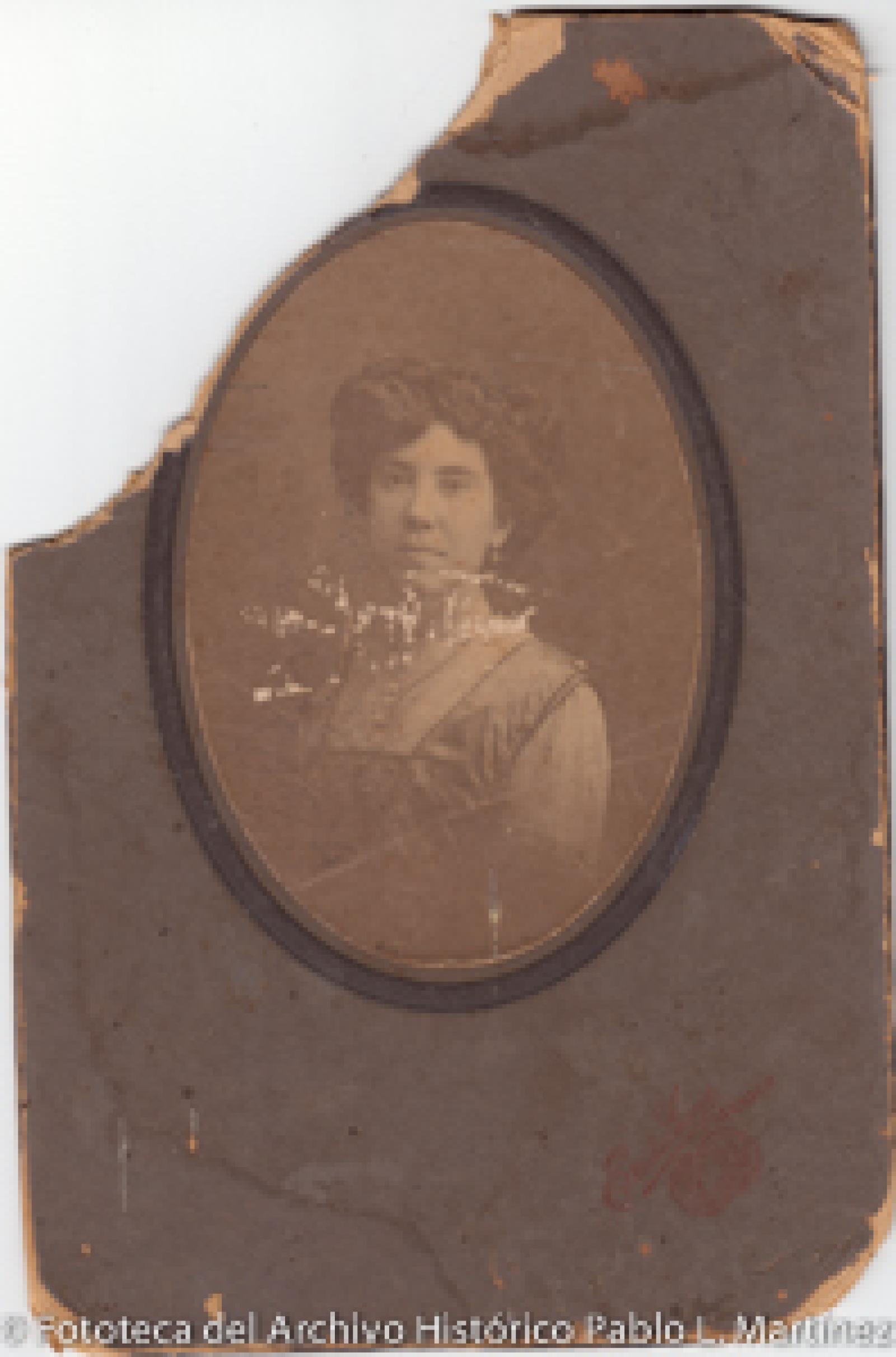 “Delfina Estrada”, retrato.