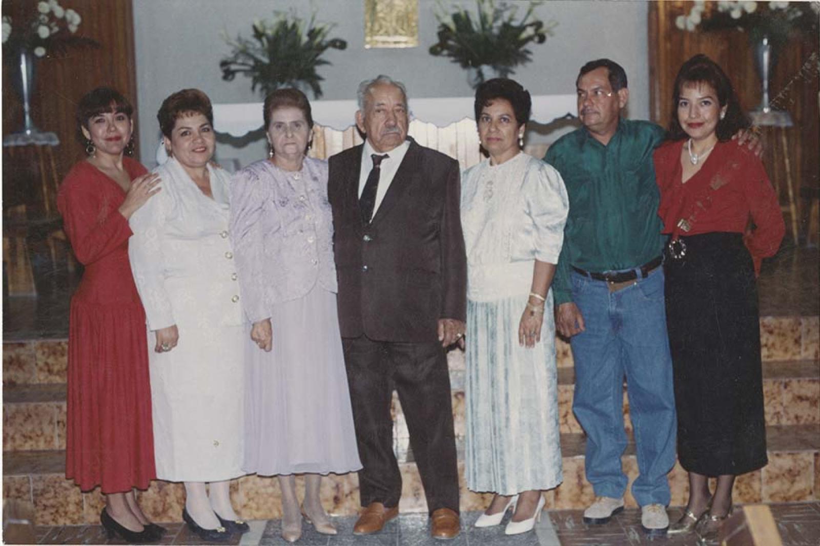 “Don Esteban” y familia.