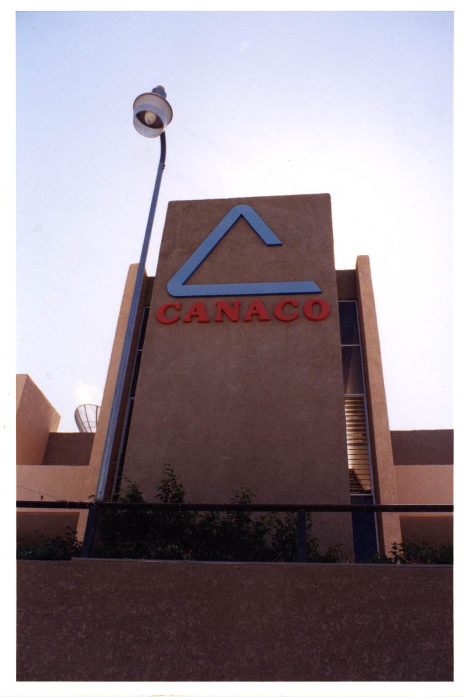 Edificio de la Cámara Nacional de Comercio (Canaco).