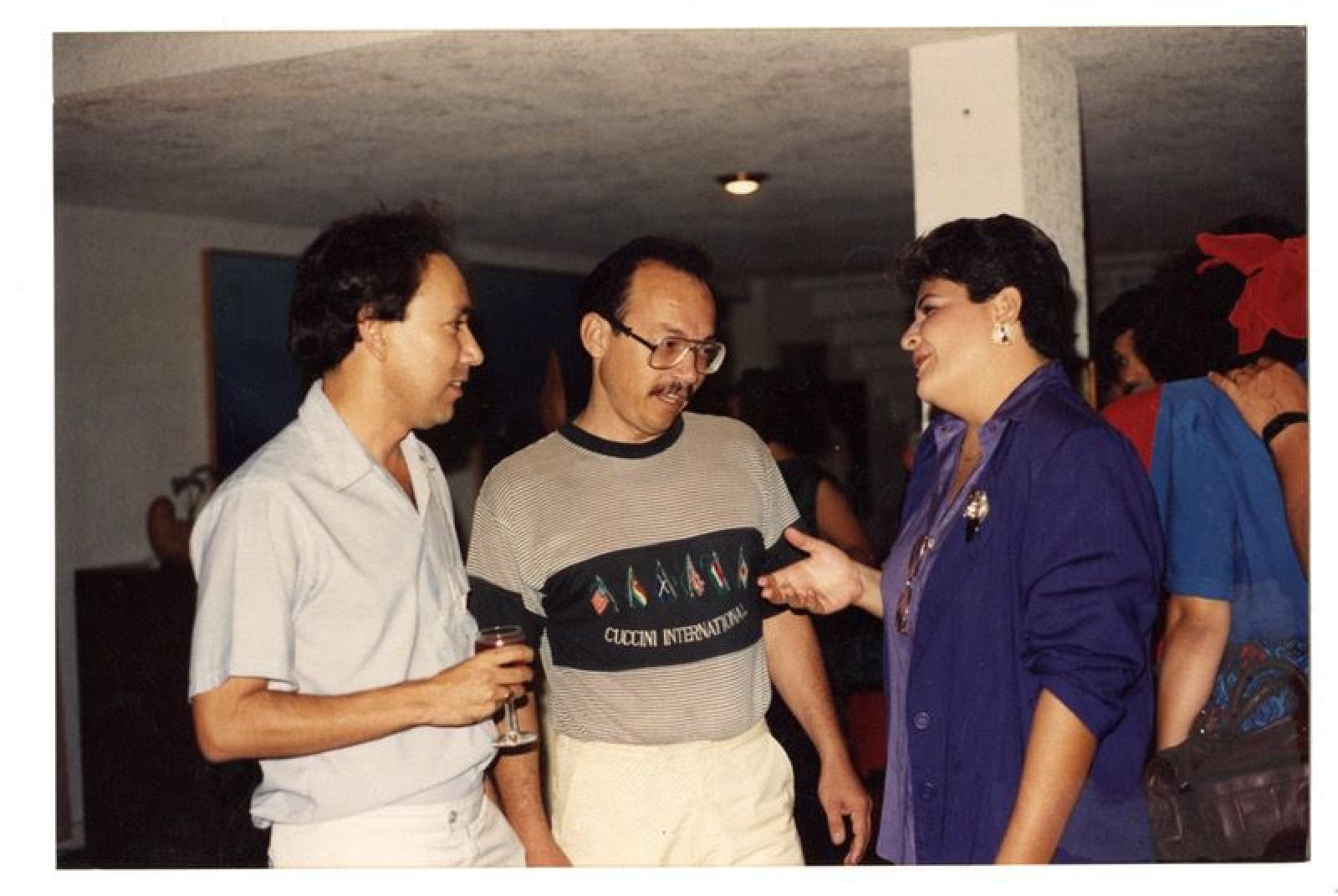 Edmundo Pedraza, Rafael Rodríguez y Cinthya Castro en evento.