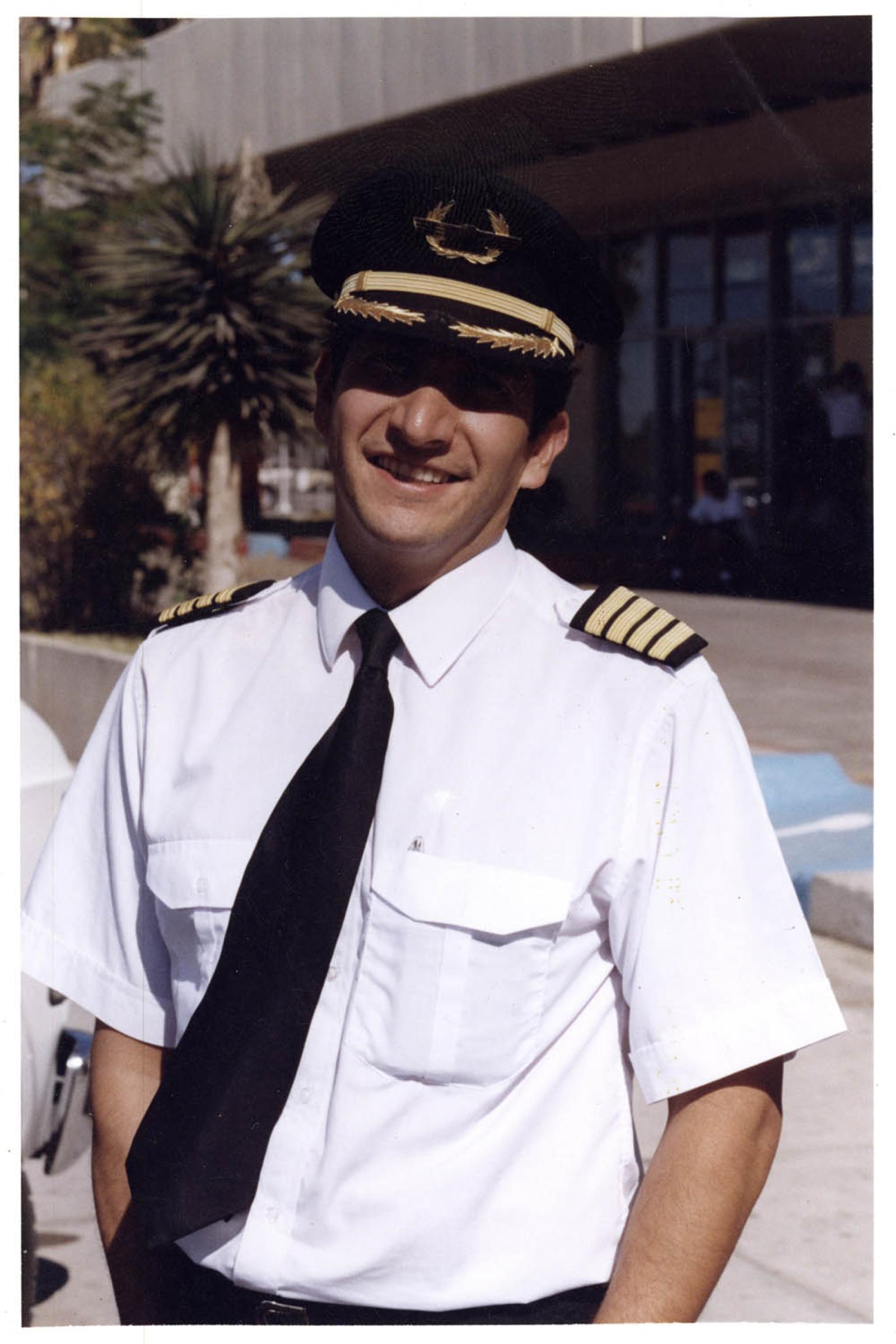“El capitán”.